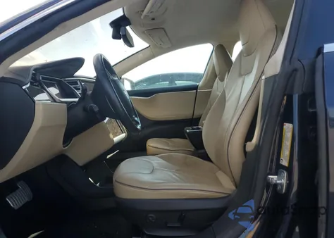 2013 Tesla Model S из США, поврежденный, VIN 5YJSA1DP2DFP14707